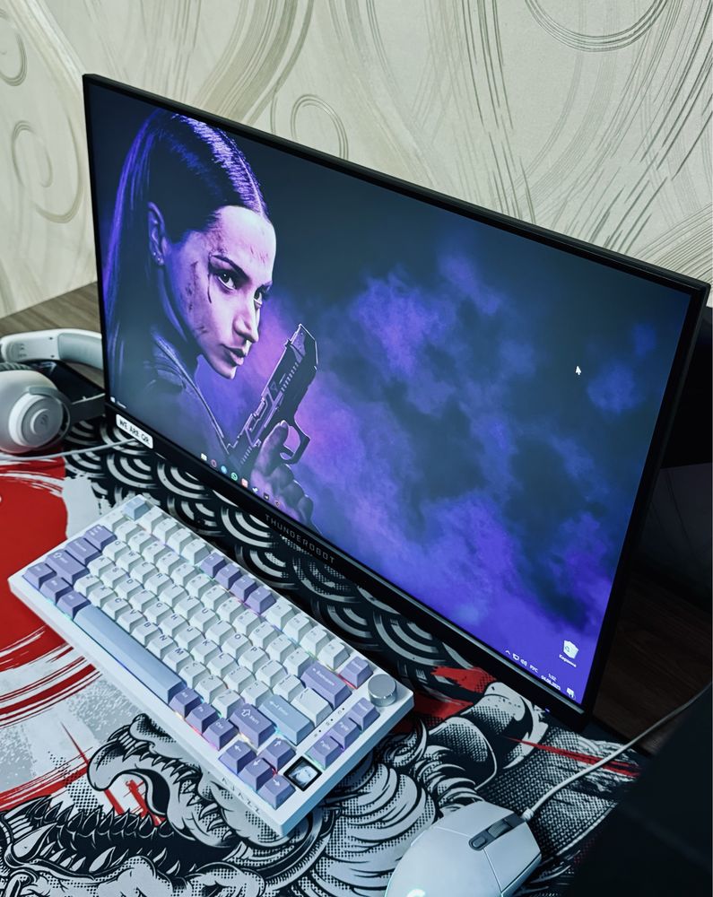 ИГРОВОЙ КОМПЬЮТЕР с монитором 100 гц на кроштейне