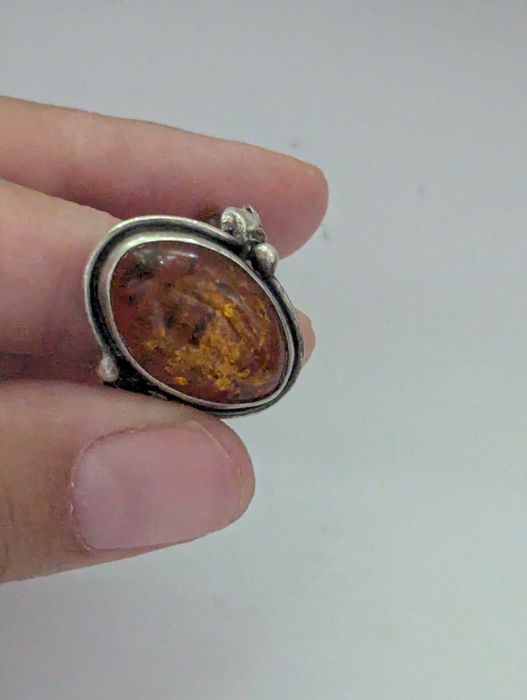 Vand 2 inele argint vintage cu piatra chihlimbar