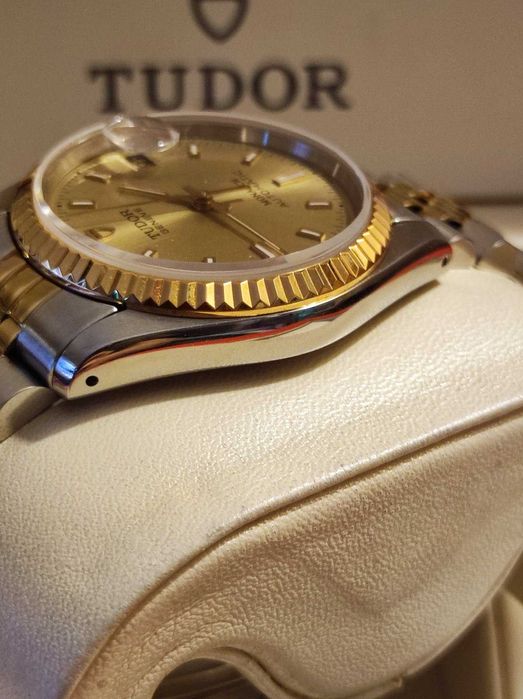 Ceas Tudor Oyster Date  -Automatic