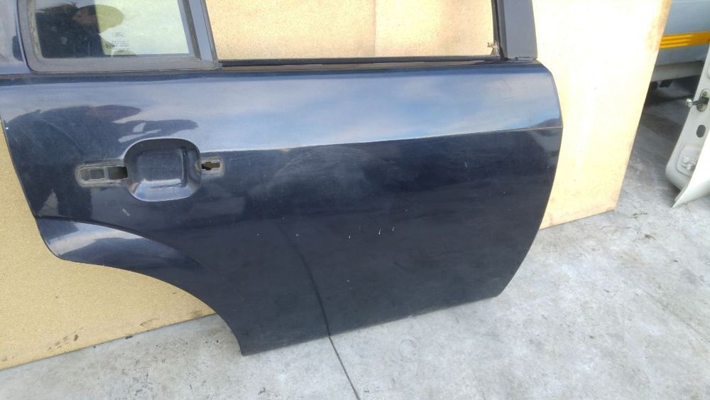portiera usa dreapta spate ford mondeo mk3 limuzina