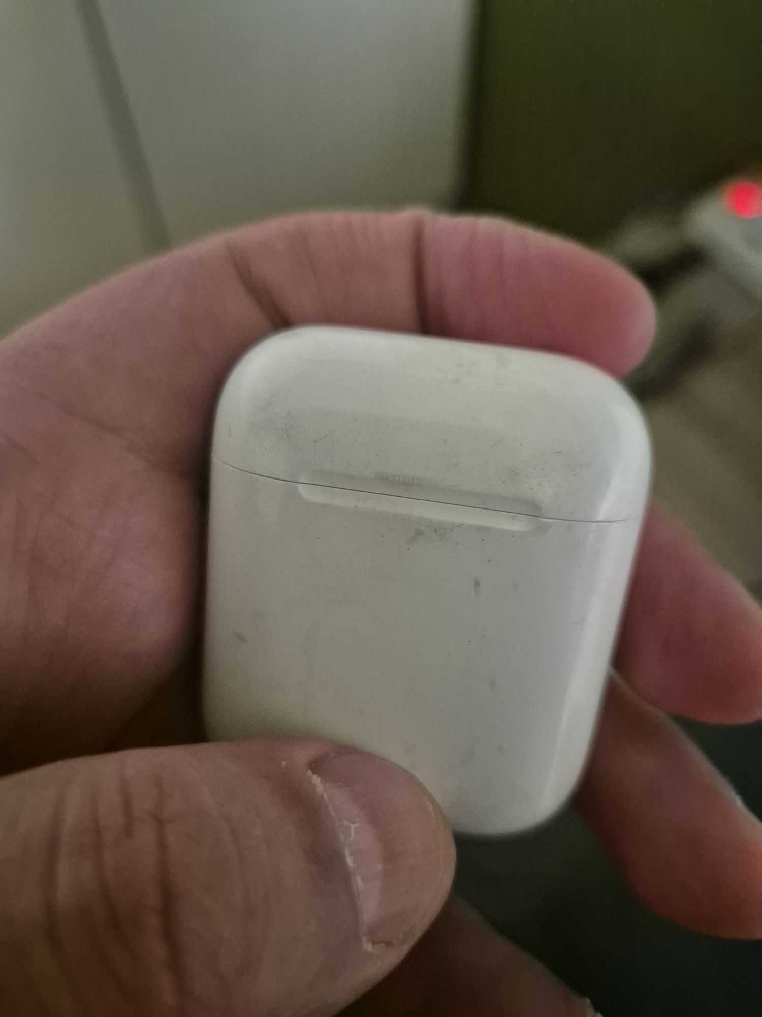 Apple airpods 2 cable charging case