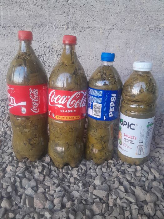 Tuzlangan tok barglari sotiladi 1 litr va 1 yarim litr. 1litr 30000