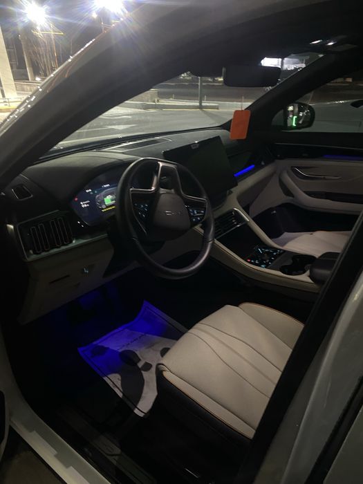 Byd gibrid srochnaaa sotladi 150 talik toza