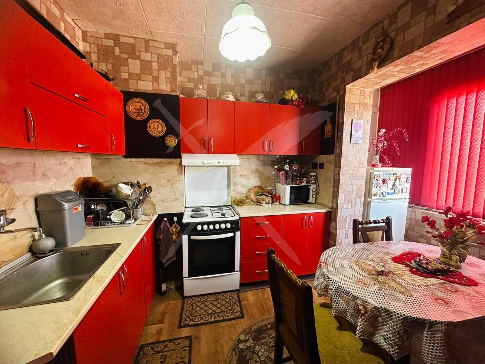 Невероятен двустаен в центъра на Харманли