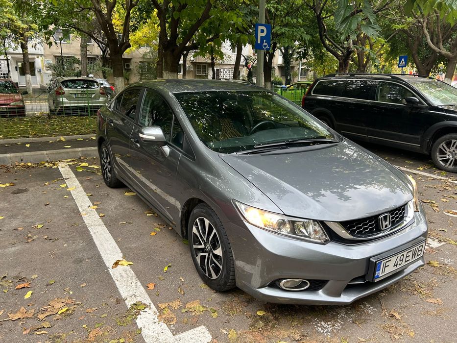 Honda Civic 4D LS 1.8P M/T