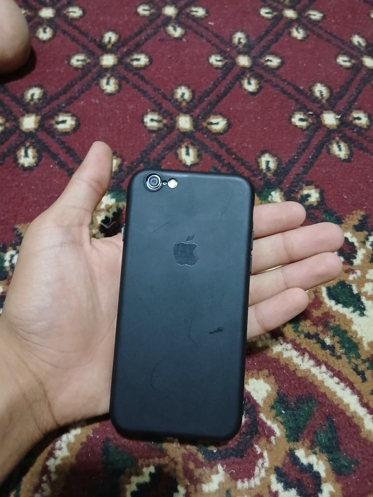 Iphone 6 100% almlyator xolati yaxshi chexol zaryadnik qoshjb beriladi