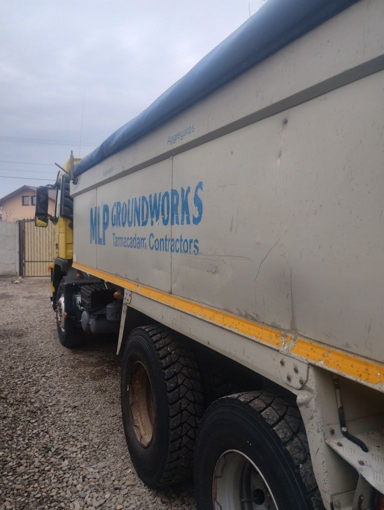 Volvo 6x4 basculabila