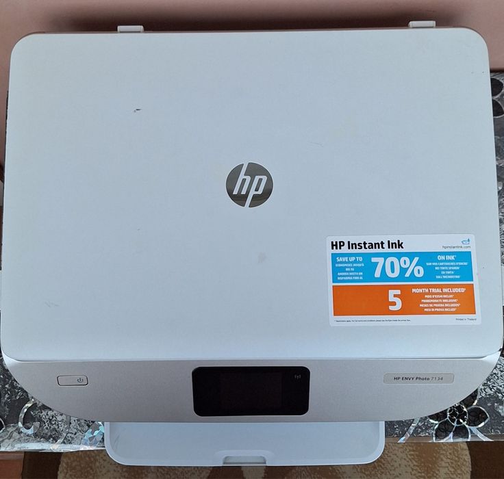 Imprimanta HP cu cartuse, si cu scaner