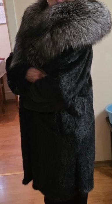 Продам Шубу норковая.