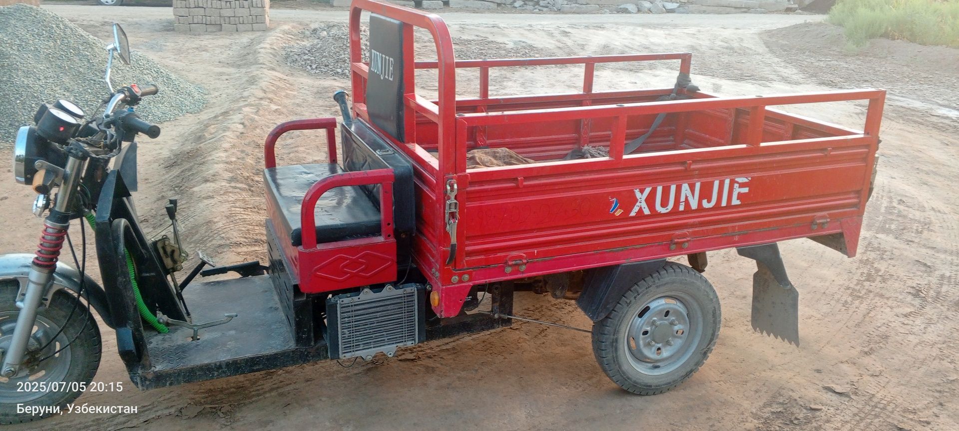 XUNJIE  Moto sotiladi.