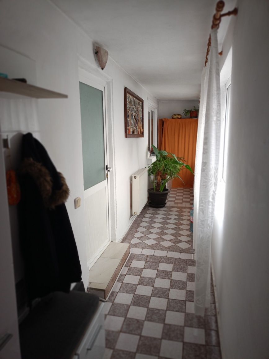 Casa plus teren zona viile noi