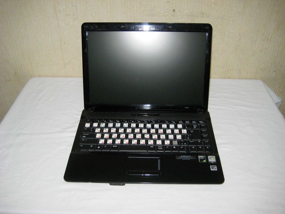 Ноутбук HP офисный батарея долга держит отличном рабочим состоянии