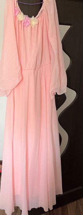 Rochii de gala folosite o singura data.