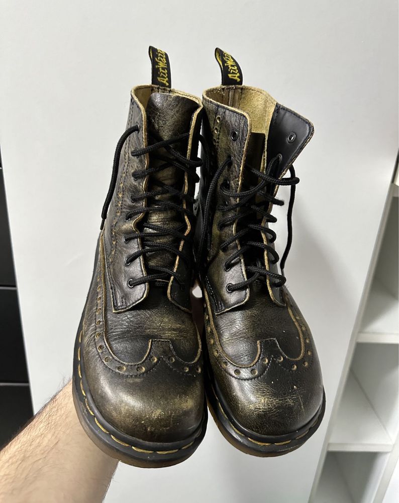 Bocanci Dr Martens