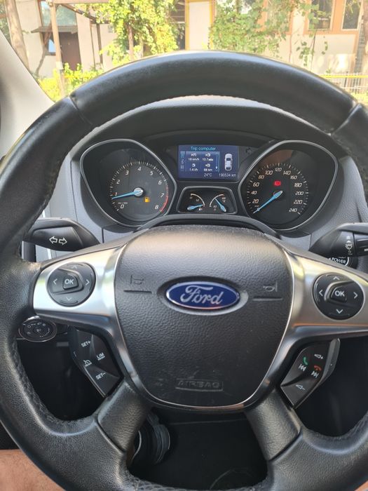Ford Focus 2011 benzină 150 CP