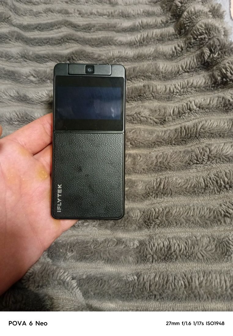 Продам переводчик iFLYTEK Translator 4.0 Dual Screen