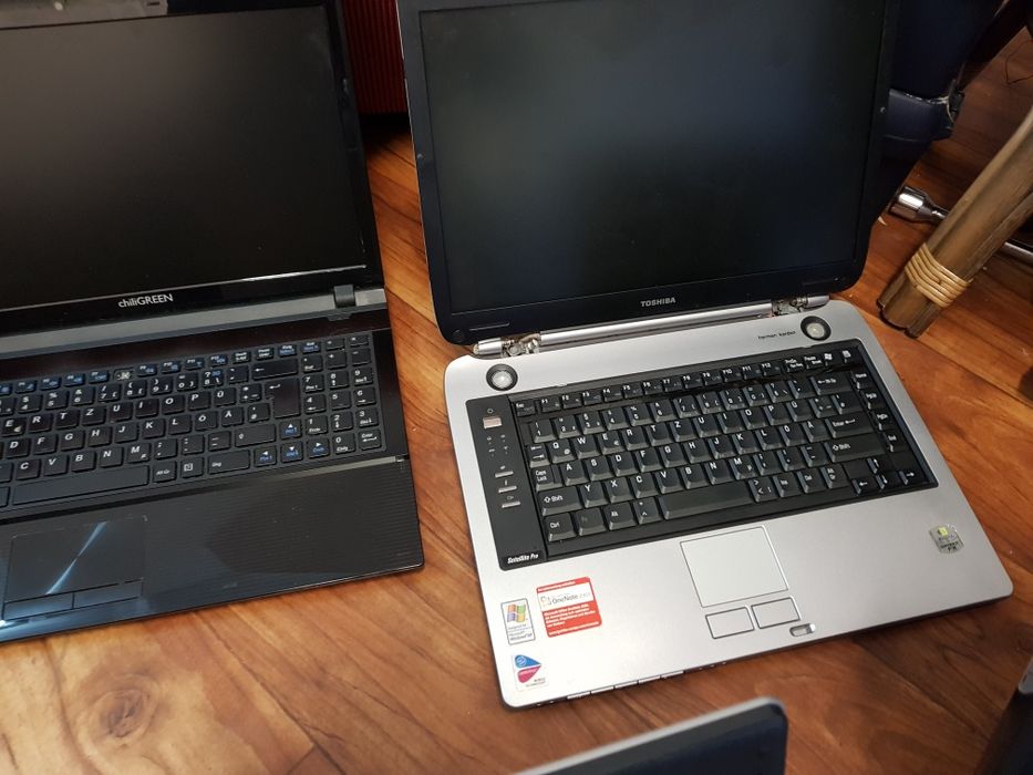 Laptop на Части,