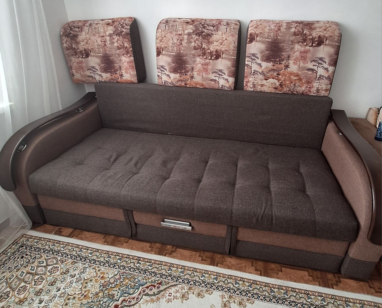 Продам диван б/у