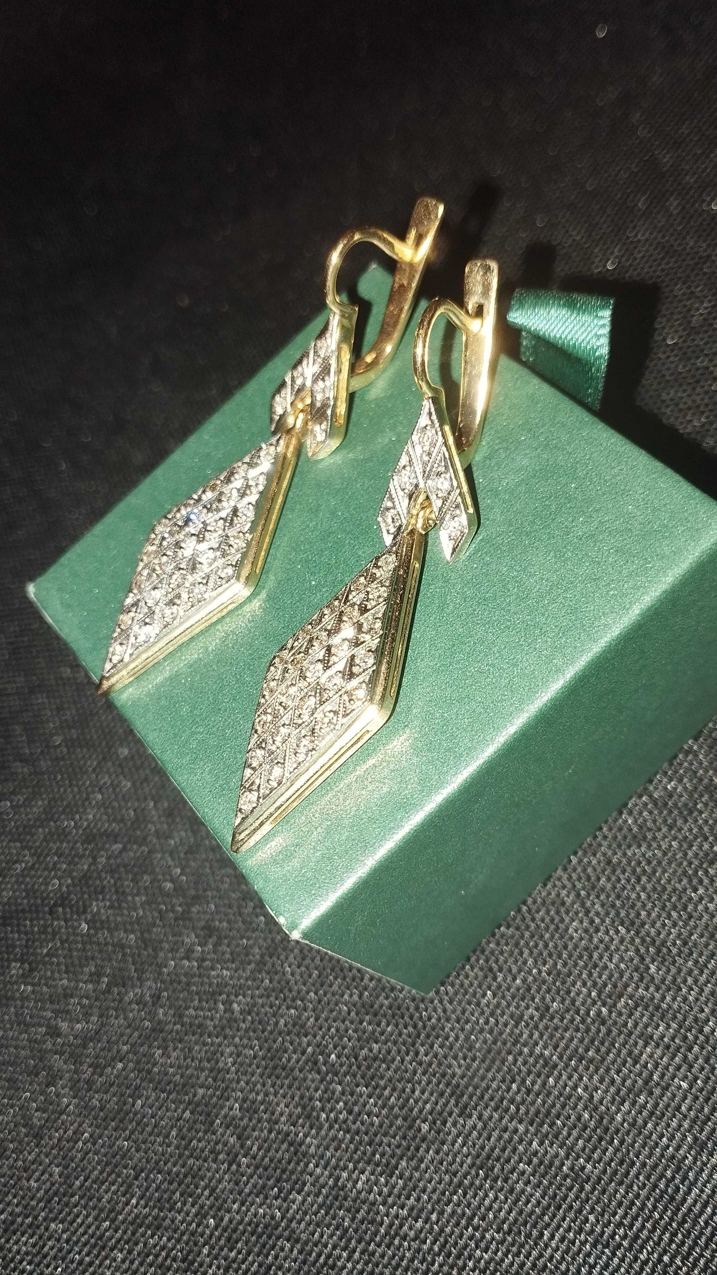 Золотые серьги 750 проба