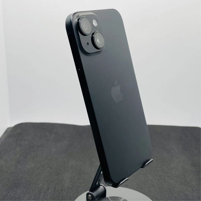 Айфон 15 128gb 98% аккумулятор почти новый