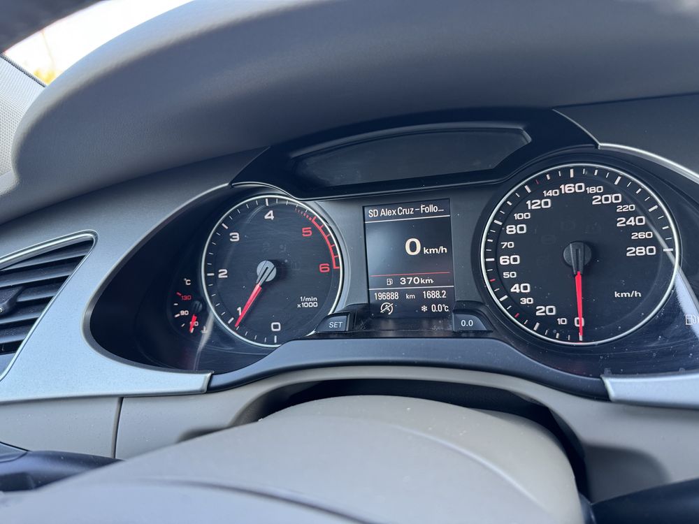 Audi A4 B8, 2.0TDI, bi-xenon, interior piele bej