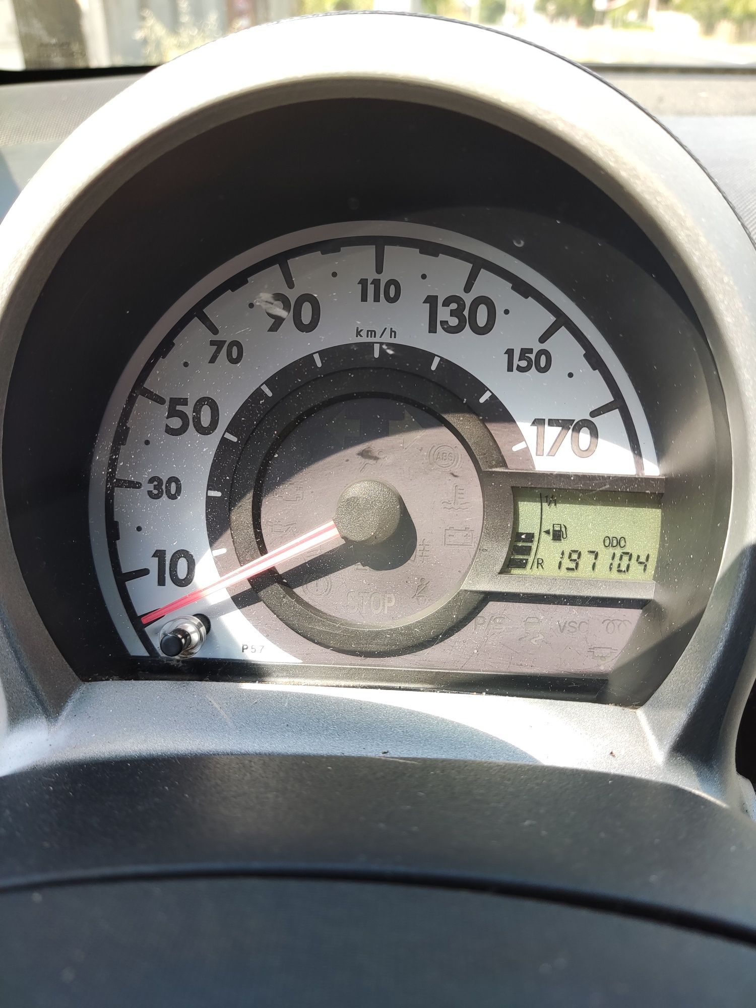 Vând Peugeot 107, 998 cm, benzina