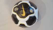 Minge de fotbal Nike - Juventus anii 90', foarte rara, pentru colectie