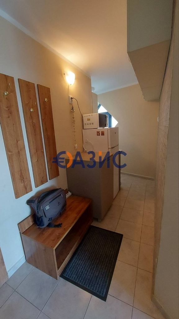 Продава се Тристаен апартамент в к.к. Слънчев бряг - 99 кв.м за 910 €/кв.м - Снимка #12