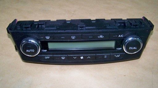 Toyota Avensis t27 климатроник