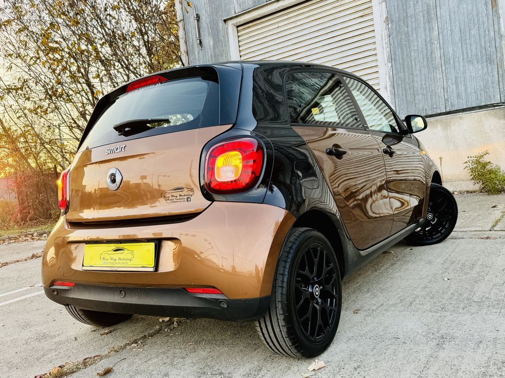 Smart Forfour 453, camera, panoramic, incalzire scaune, navigație