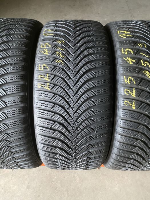 Anvelope iarna 225/45/17 Hankook Winter Icept RS2 225 45 17 R17