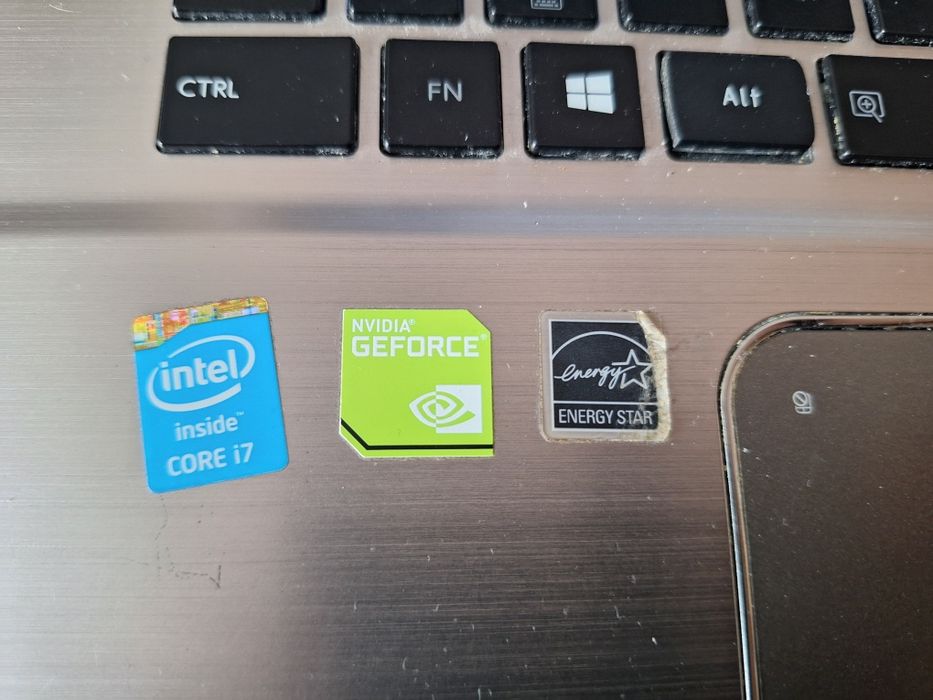 Laptop Toshiba satellite p70 i7 4700 nvidia