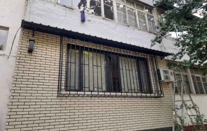 Решетки на окна . Установка Козырьков и Роликов