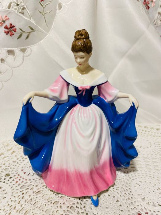 порцеланова статуетка Royal Doulton