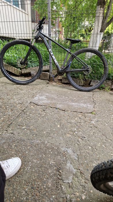 Bicicleta cube aim sl