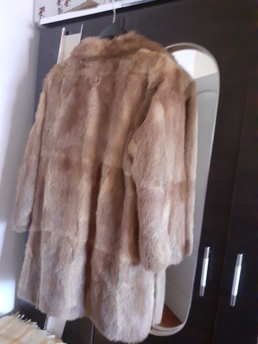 Haina blana dama