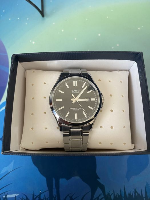 Продам оригинальные часы Casio