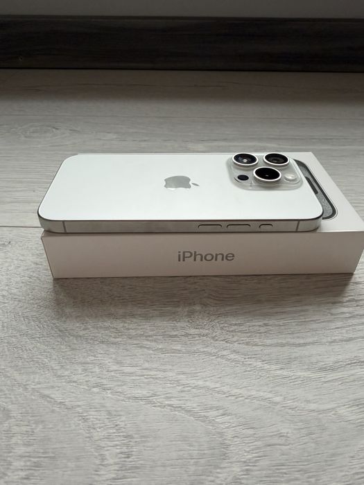iphone 15 pro WHITE TITANIUM 512 GB