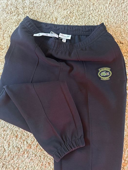 Lacoste pantaloni mărimea S oversized