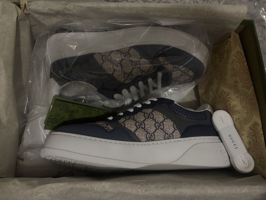 Gucci trainer low blue