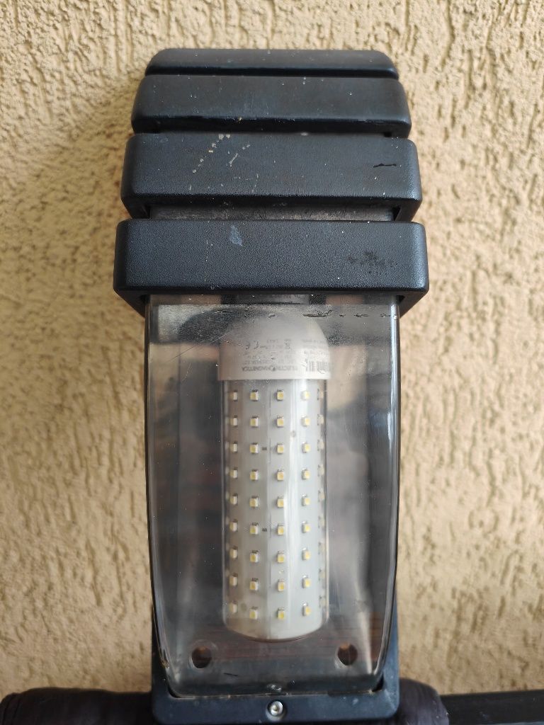 Aplica perete led