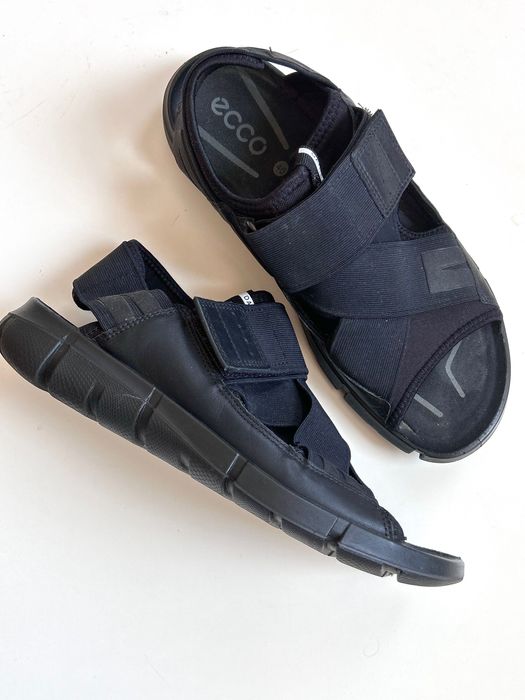 Ecco черни сандали комбинация от текстил и кожа 40номер