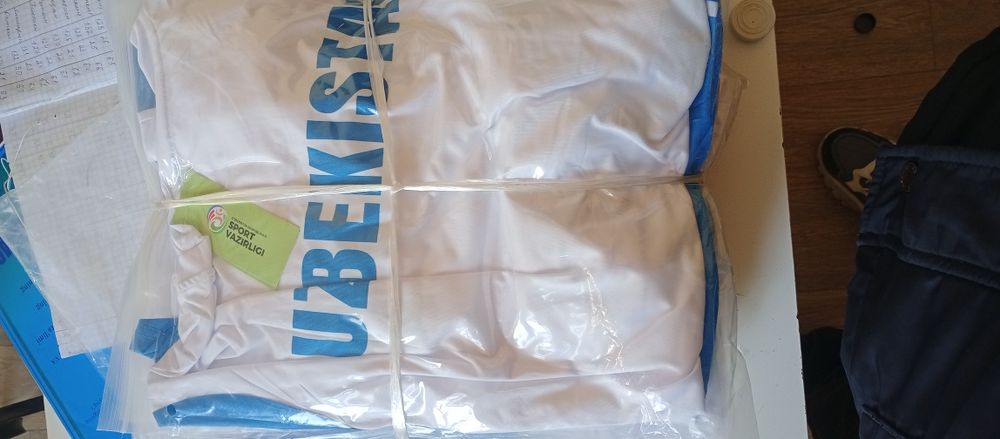 Futbol forma XXL razmerli