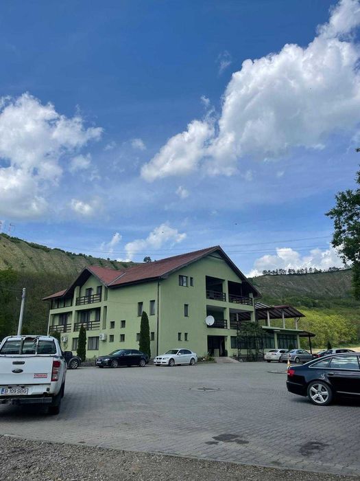 Inchiriez pensiune de revelion