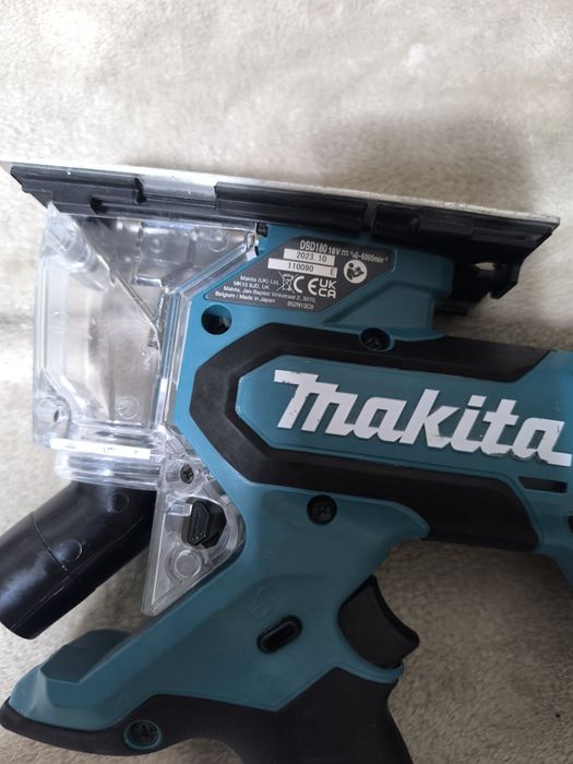 Fierăstrău Makita DSD 180(2023) pentru rigips