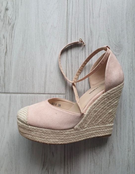 Espadrile cu platformă roz pudră