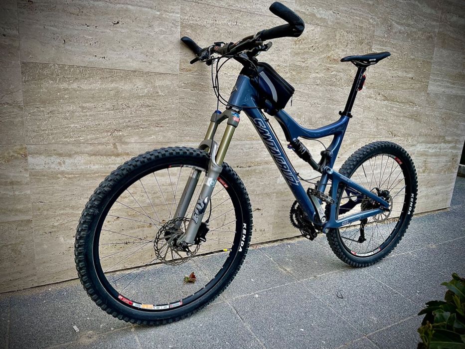 SАNTA CRUZ BLUR LT CARBON  . Планински карбонов велосипед. Спешно.