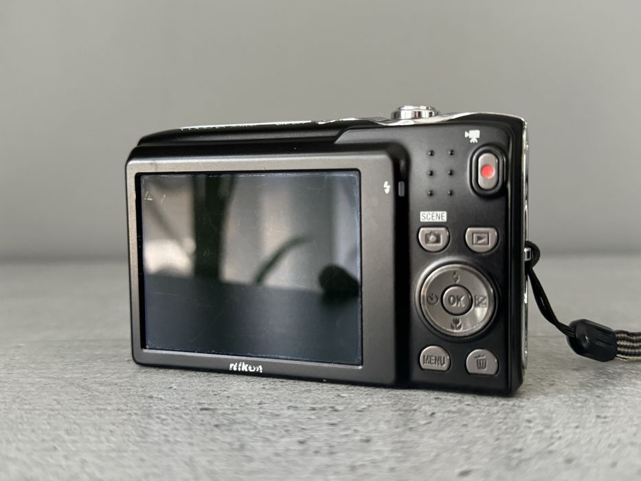 Aparat foto Nikon Coolpix S3100