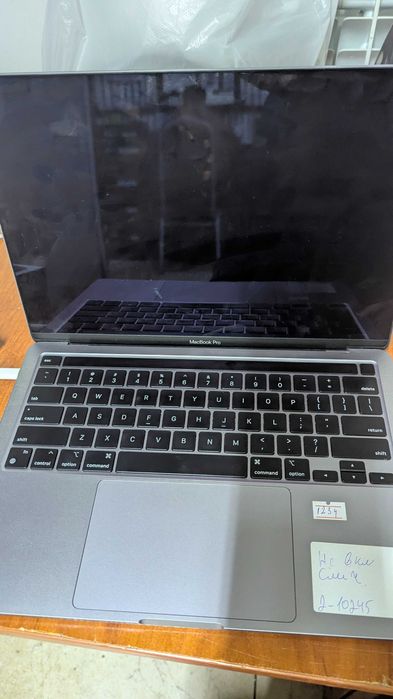 Ноутбук MacBook m1 pro