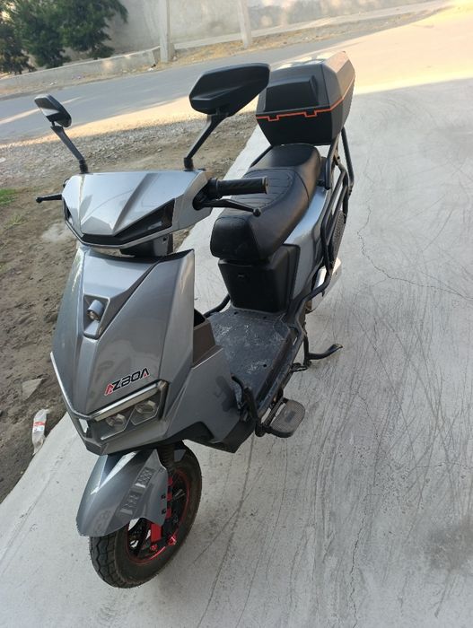 Skuter elektr ozgina minilgan